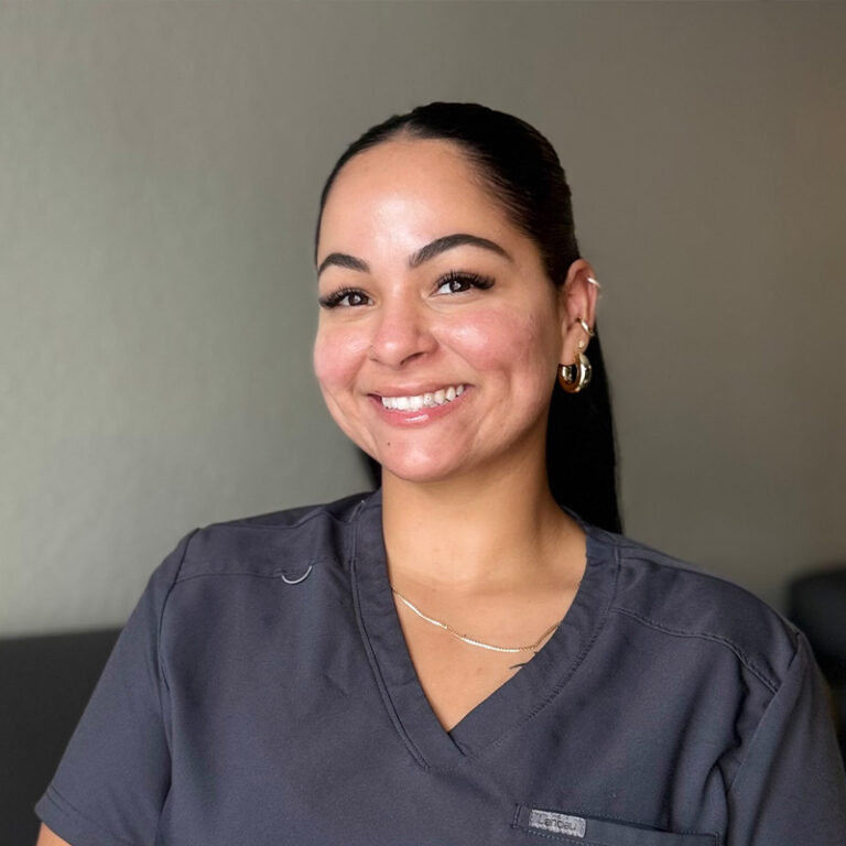 About Dalia - Dental Assistant